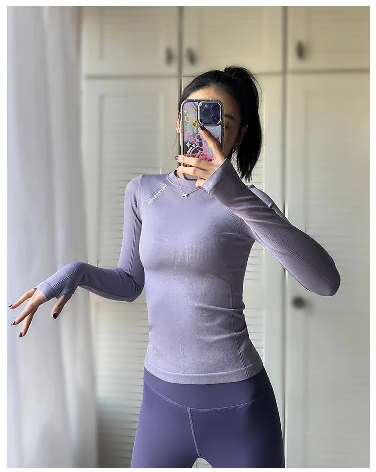 Design Long-Sleeve Mock Neck Base Layer Top in Lilac - 10