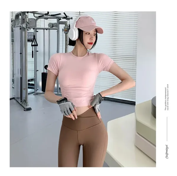 Design Cropped Short-Sleeve T-Shirt Pink + High-Waisted Leggings Brown Activewear - 4