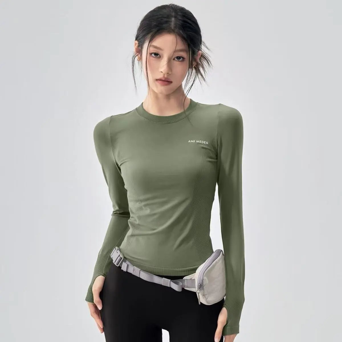 AMI Paris AMI MEDEA Long Sleeve Base Layer Top Black Base Layer - 11
