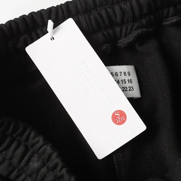 Maison Margiela MM6 Grey Logo Shorts - 15