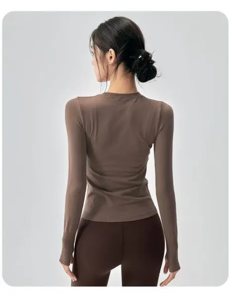 AMI Paris AMI MEDEA Long Sleeve Base Layer Top Black Base Layer - 9