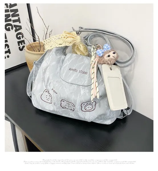 Design AIHITU STUDIO Cartoon Bear Print Silver Gray Hobo Bag - 34