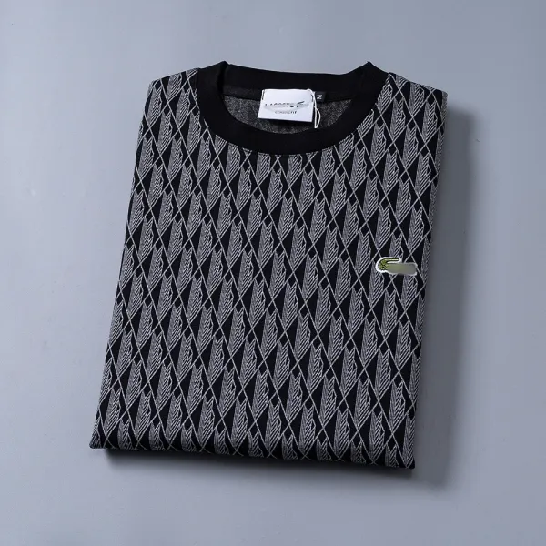 Design Checkerboard Texture T-Shirt with Embroidered Graphic White T-Shirt - 4