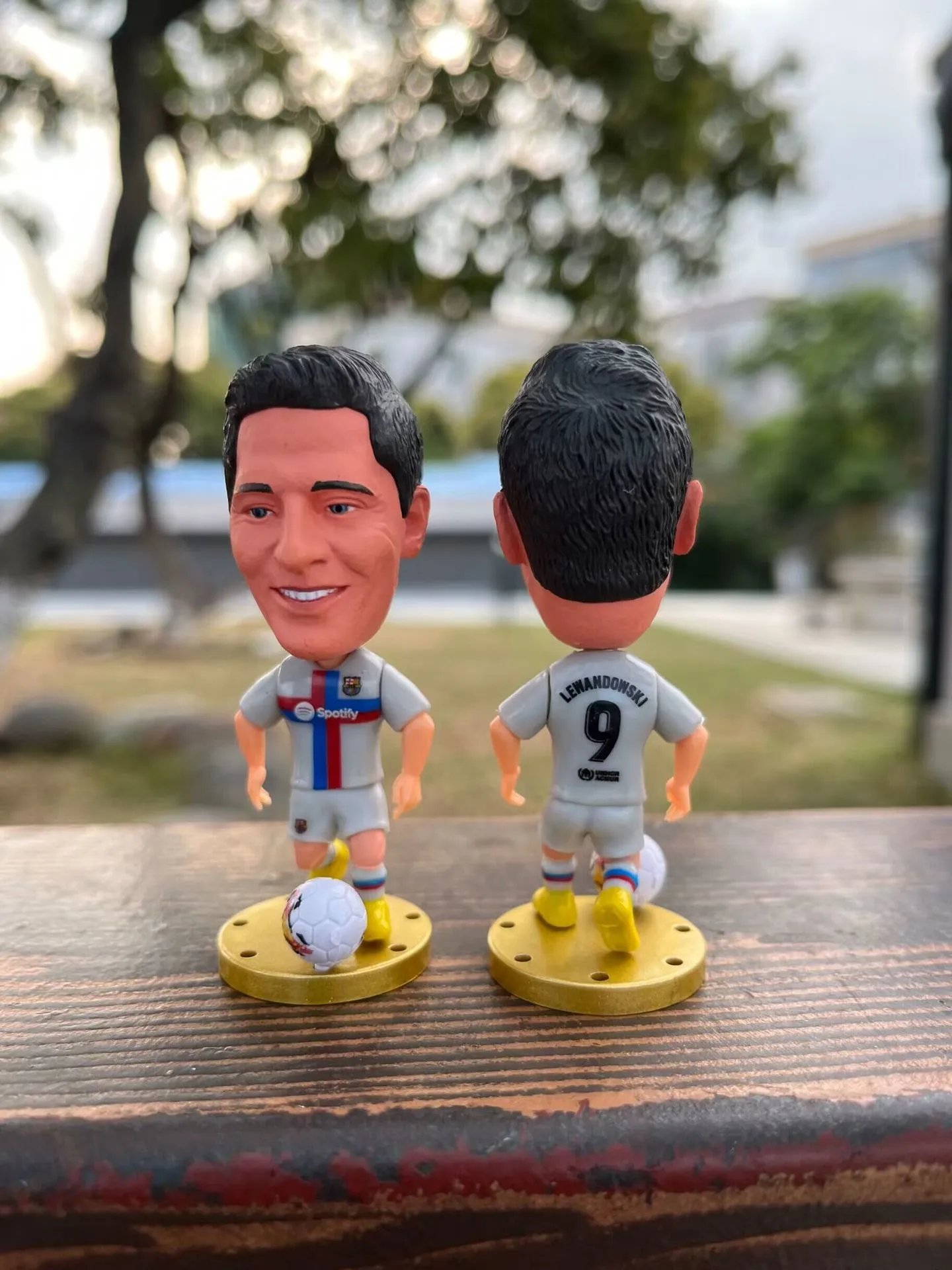 Design Al Nassr FC Cristiano Ronaldo Bobblehead Figure Yellow Blue Jersey Collectible Accessories - 6
