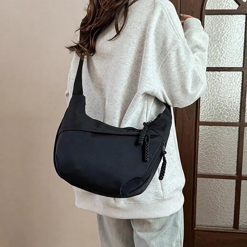 Trendy New Arrival Crossbody Bag Large Capacity Women's New Casual Crossbody Dumpling Bag Commuter Shoulder Bag