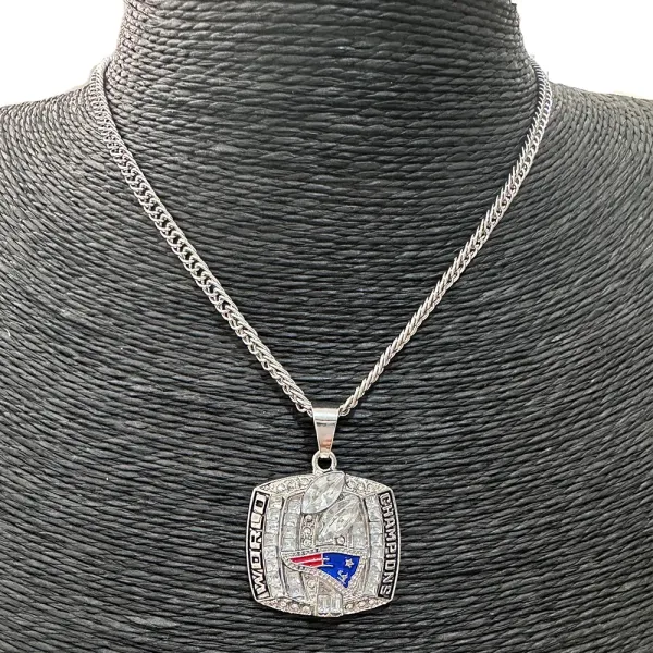 New England Patriots Super Bowl Champions Pendant Necklace Silver Multicolor Jewelry - 6