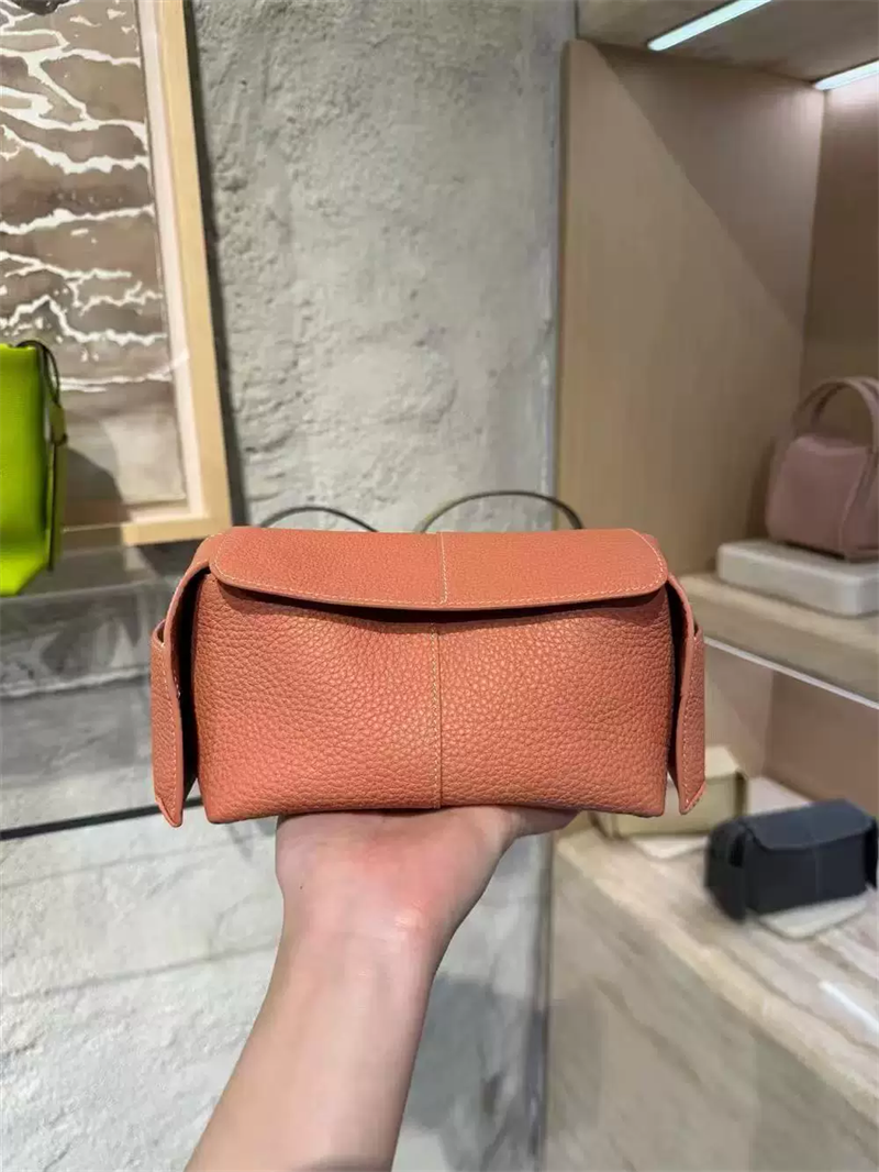 Jacquemus Le Chiquito Beige Grained Leather Underarm Bag Shoulder Bags - 20