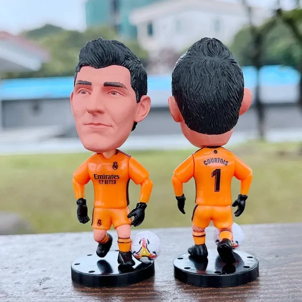 Real Madrid Thibaut Courtois Orange Goalkeeper Bobblehead Figurine Accessories - 1