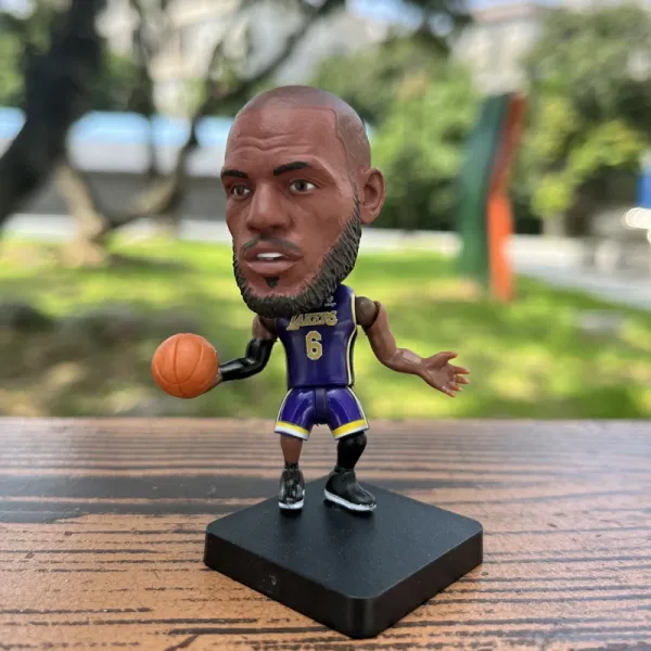 Los Angeles Lakers LeBron James Bobblehead Figurine Accessories - 8