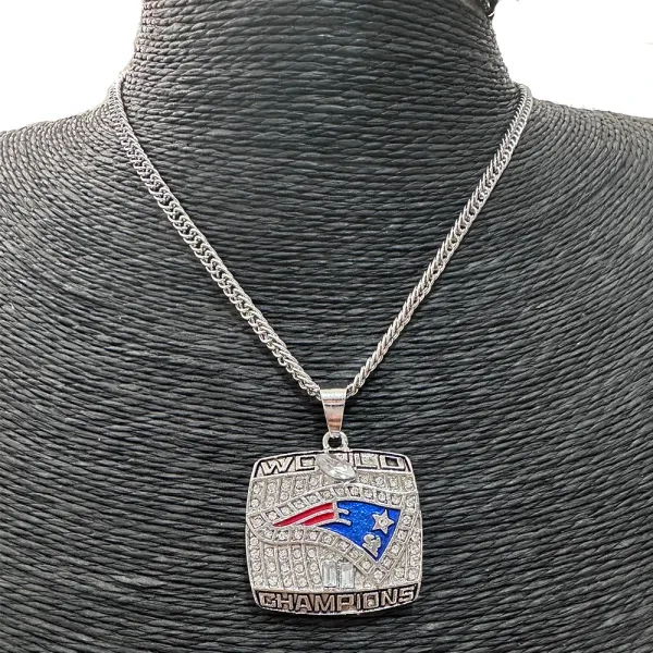 New England Patriots Super Bowl Champions Pendant Necklace Silver Multicolor Jewelry - 7