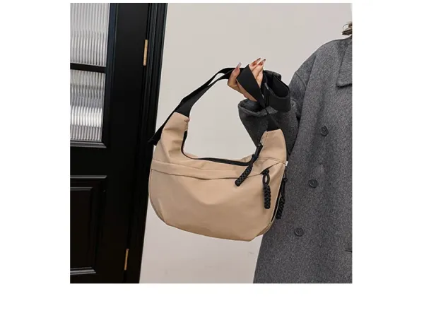 Design Minimalist Black Hobo Crossbody Bag - 23