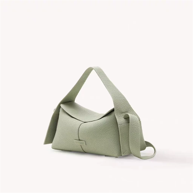 Jacquemus Le Chiquito Beige Grained Leather Underarm Bag Shoulder Bags - 27
