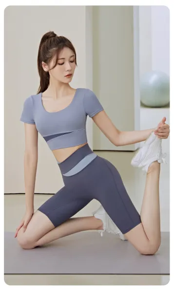 Design High-Waist Contrast Panel Cycling Shorts - 12