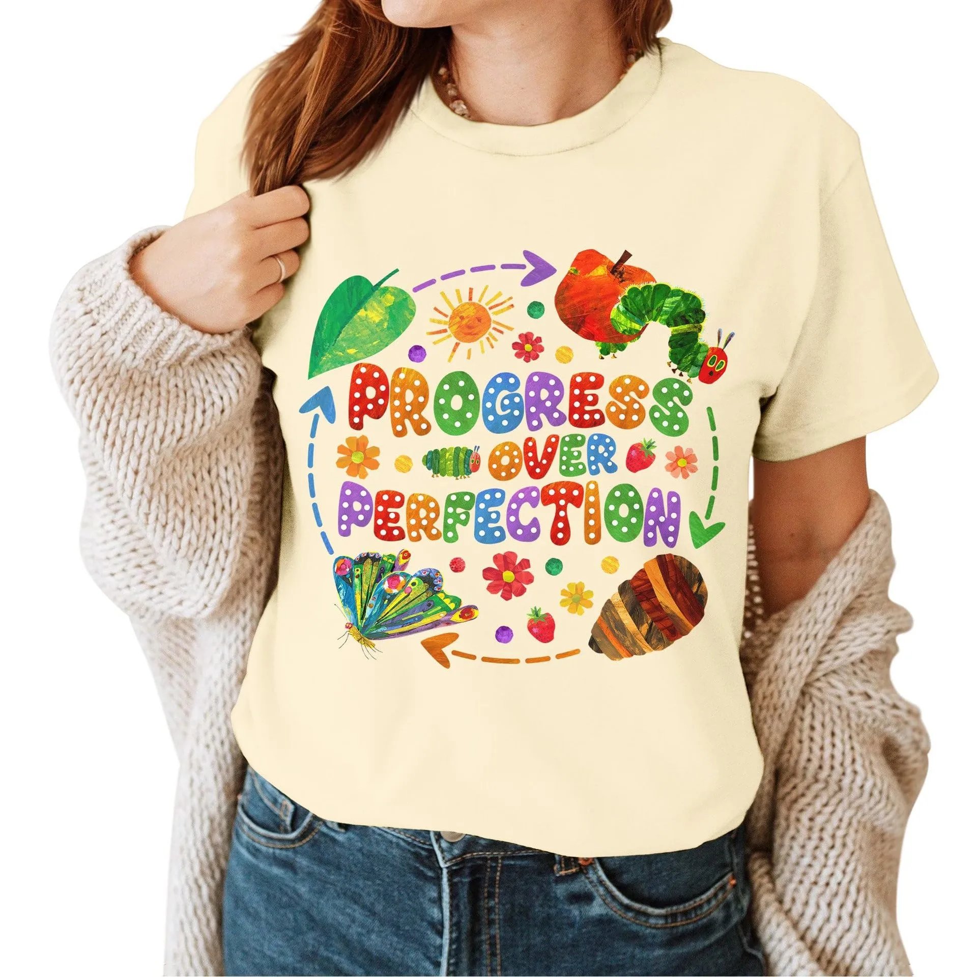 Design 'In My Tia Era' Butterfly Graphic Oversized T-Shirt Pink Tops.t Shirts - 11
