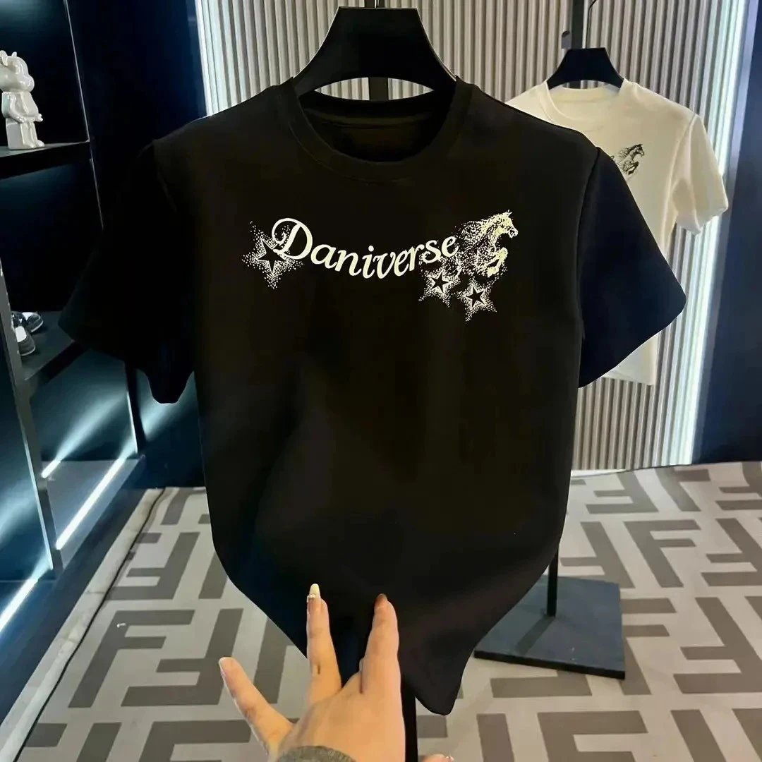 Design Defashioni Graphic Print Burgundy T-Shirt Tops.t Shirts - 4