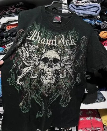 Design Winged Skull Graphic Black T-Shirt - 8