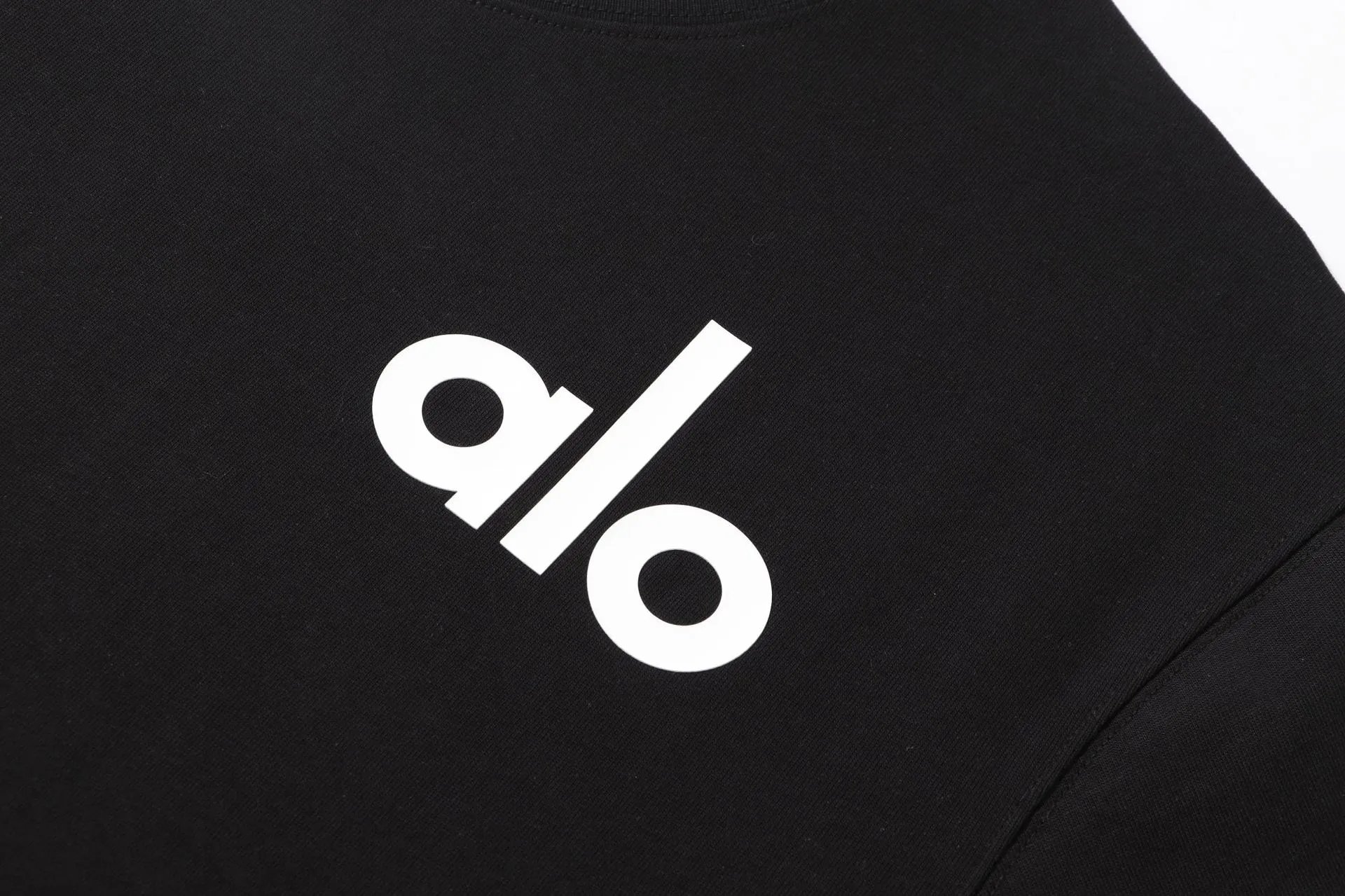 Alo Logo Graphic Black T-Shirt - 14