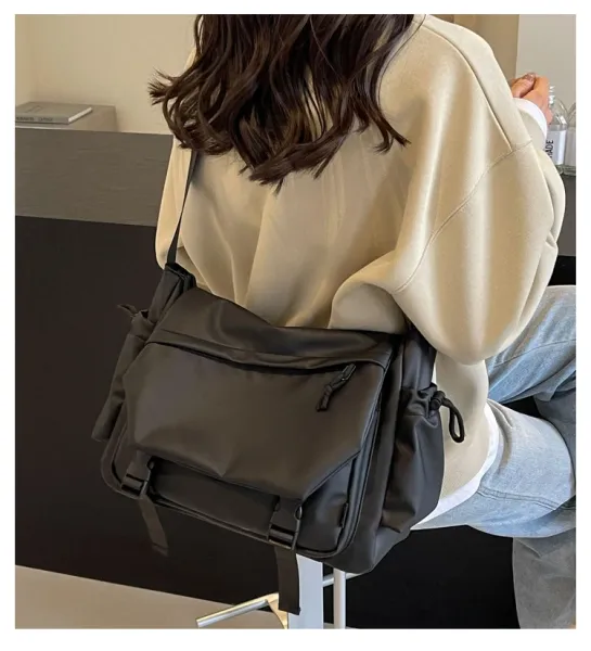 Design Utility Messenger Bag Black Crossbody Bag - 4