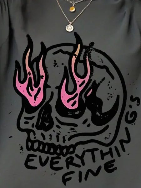 Design Dark Romance Book Club Skull Graphic Oversized T-Shirt Black T-Shirts - 9