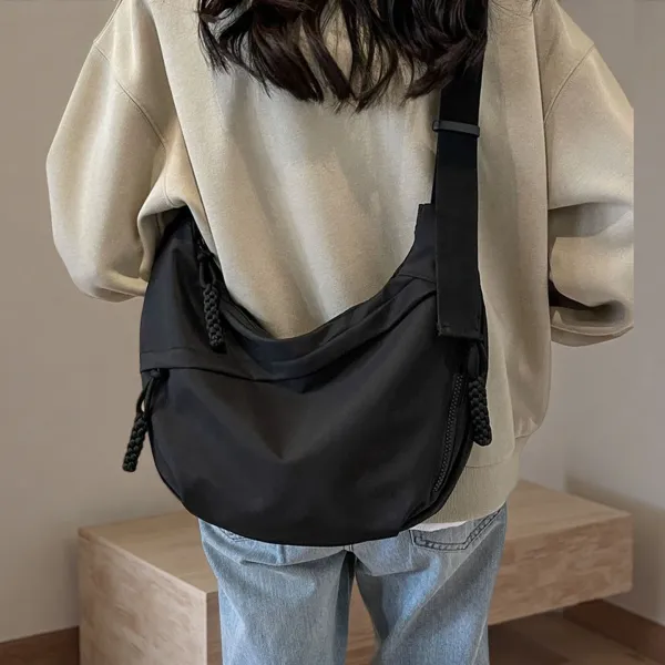 Design Minimalist Black Hobo Crossbody Bag - 4