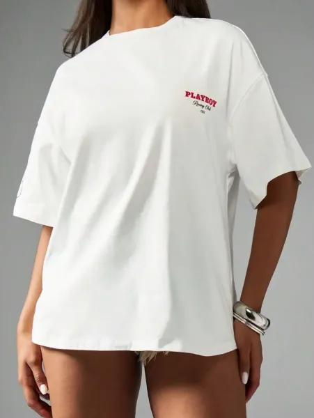 Design Playboy Racing Club Graphic Cropped T-Shirt White T-Shirts - 9