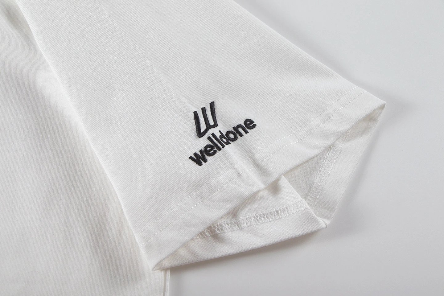 Design Wetidone Logo Graphic T-Shirt White T-Shirts - 29