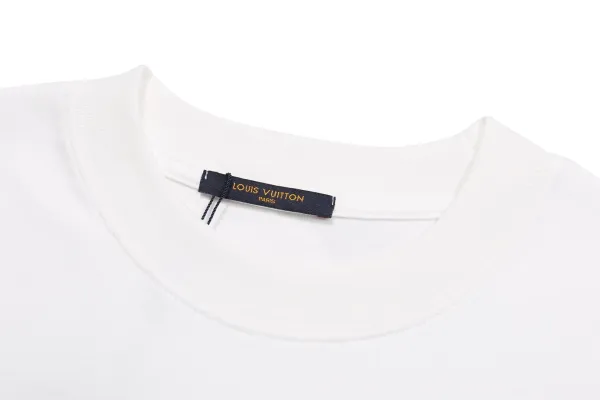 Design Abstract Print White T-Shirt - 17