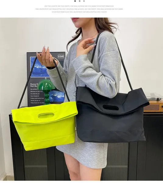 Design Fold-Over Shoulder Bag Black - 6