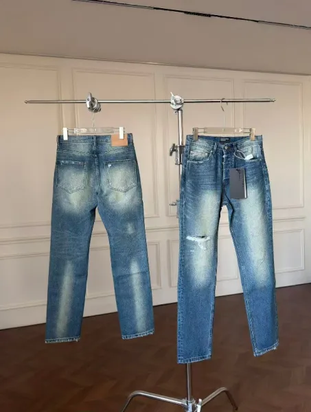 Amiri Distressed Straight-Leg Jeans Blue - 1
