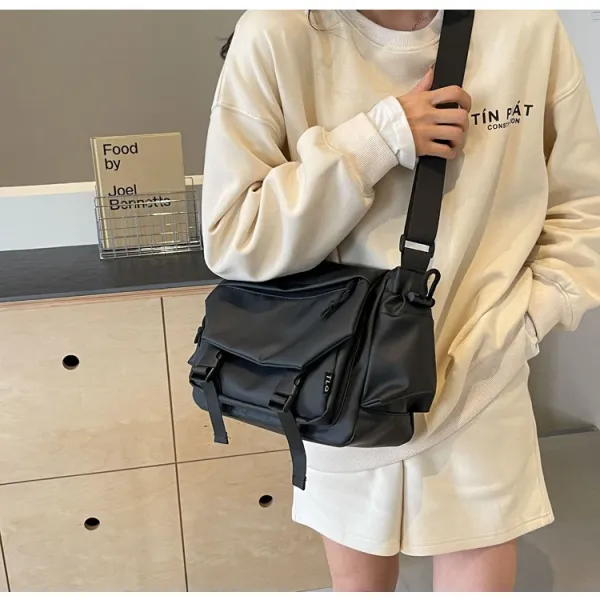 Design Utility Messenger Bag Black Crossbody Bag - 29