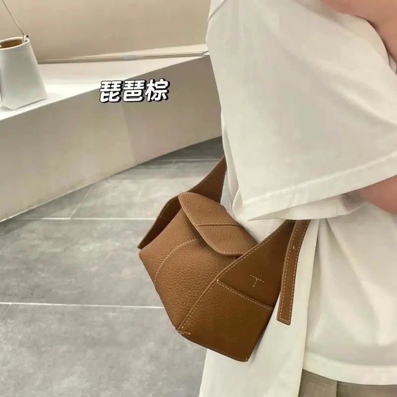 Jacquemus Le Chiquito Beige Grained Leather Underarm Bag Shoulder Bags - 6