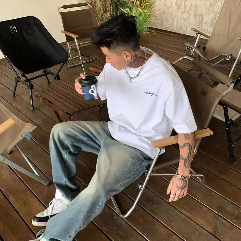 白色