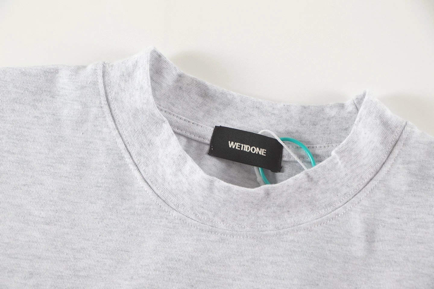 Design Wetidone Logo Graphic T-Shirt White T-Shirts - 19