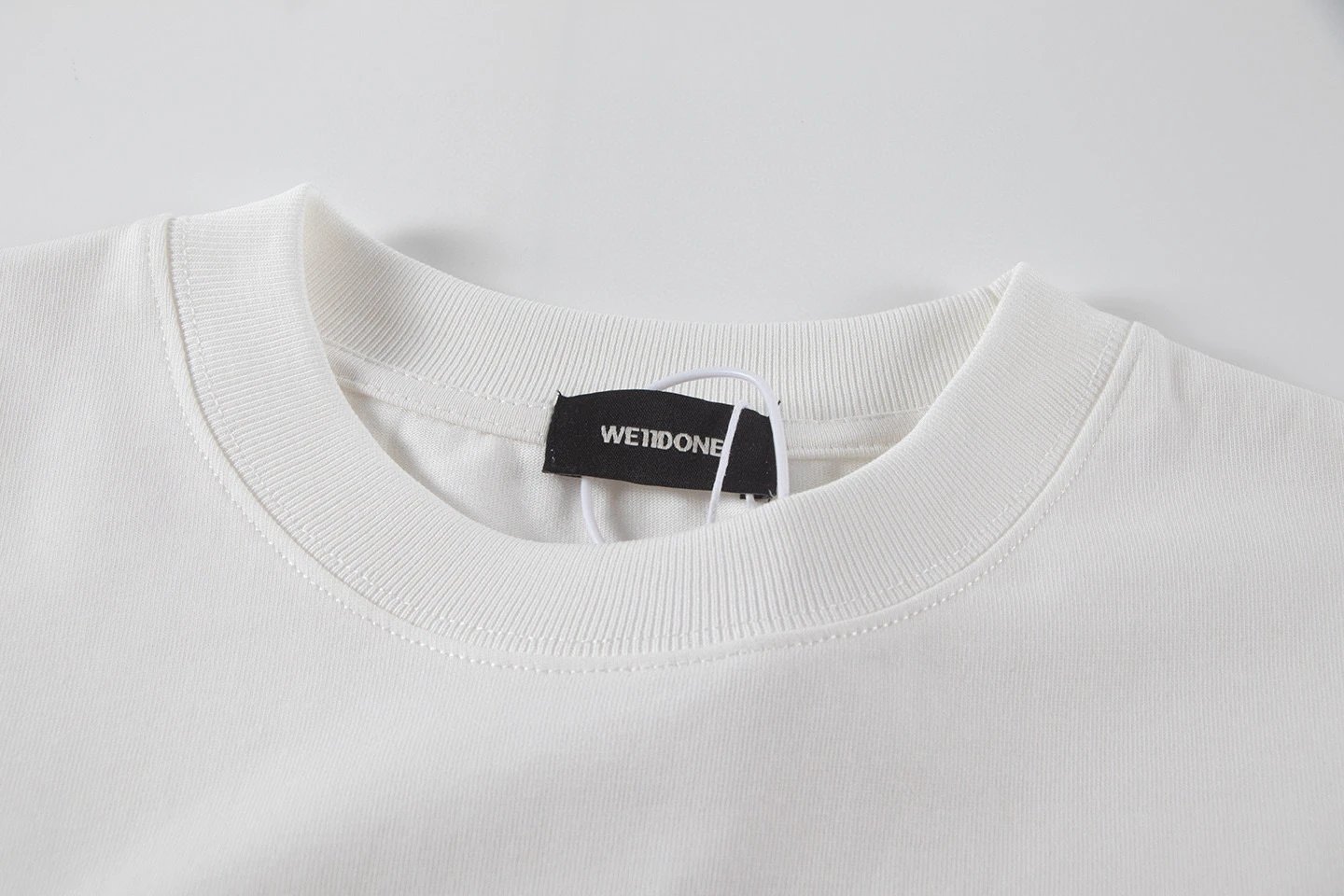 Design Wetidone Logo Graphic T-Shirt White T-Shirts - 27