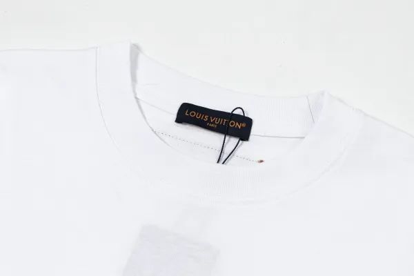 Design Abstract Print White T-Shirt - 38
