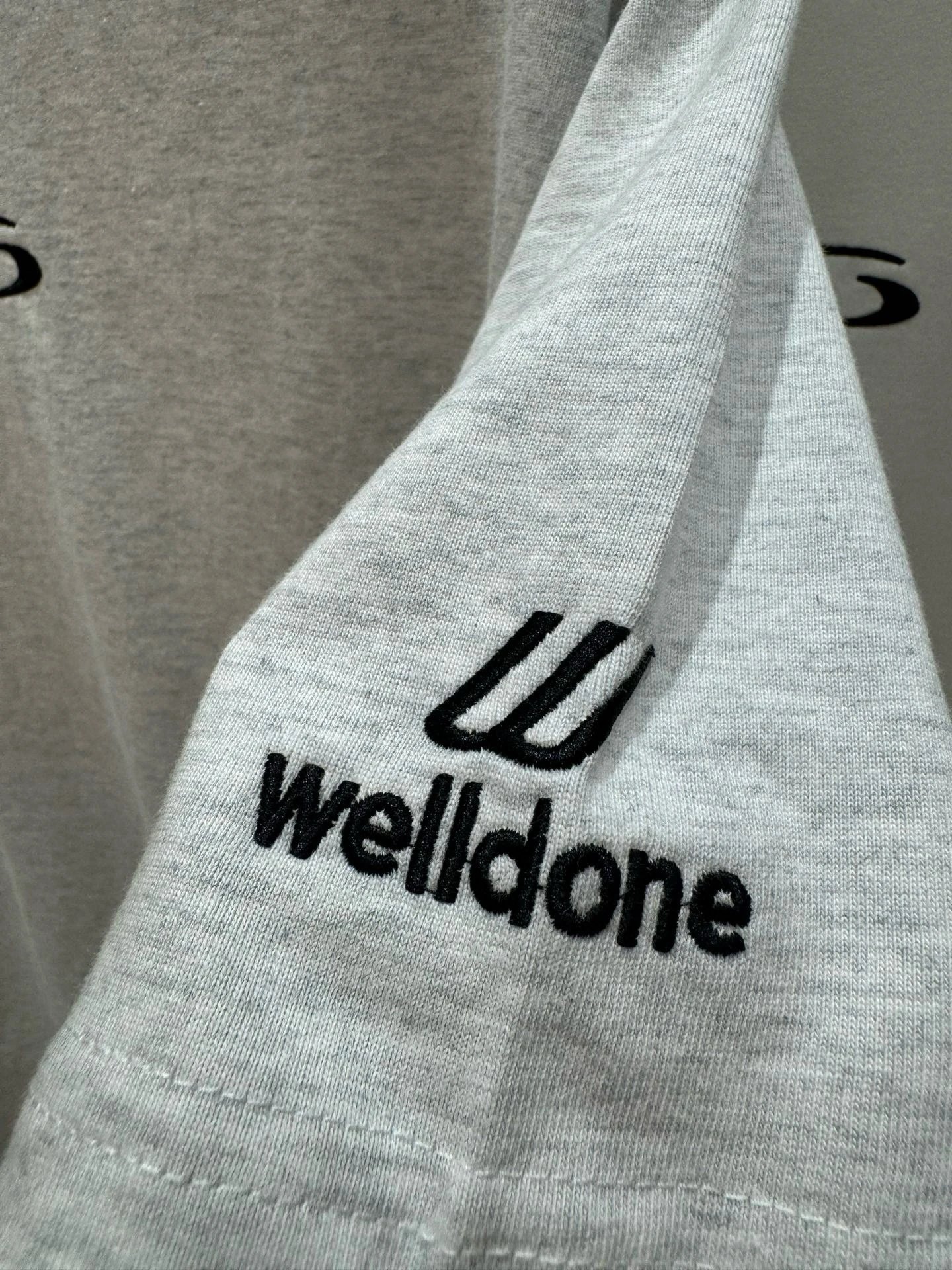Design Wetidone Logo Graphic T-Shirt White T-Shirts - 23