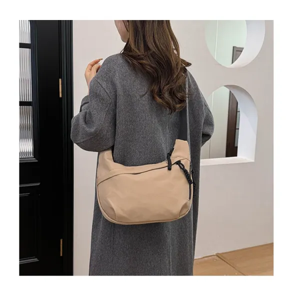 Design Minimalist Black Hobo Crossbody Bag - 19
