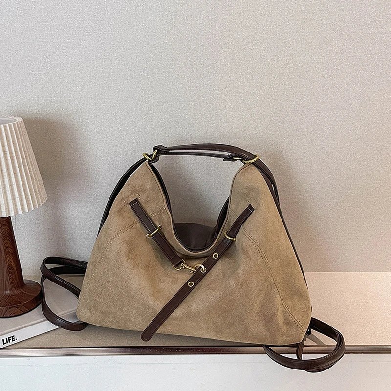 Women's Leather Tote Bag photo 3