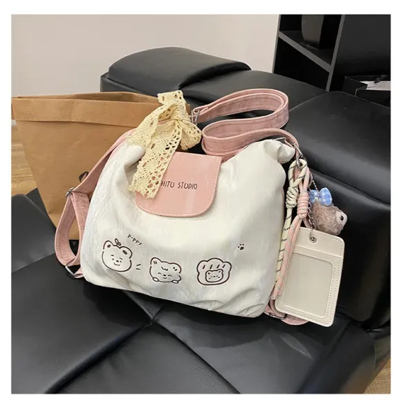 Design AIHITU STUDIO Cartoon Bear Print Silver Gray Hobo Bag - 41