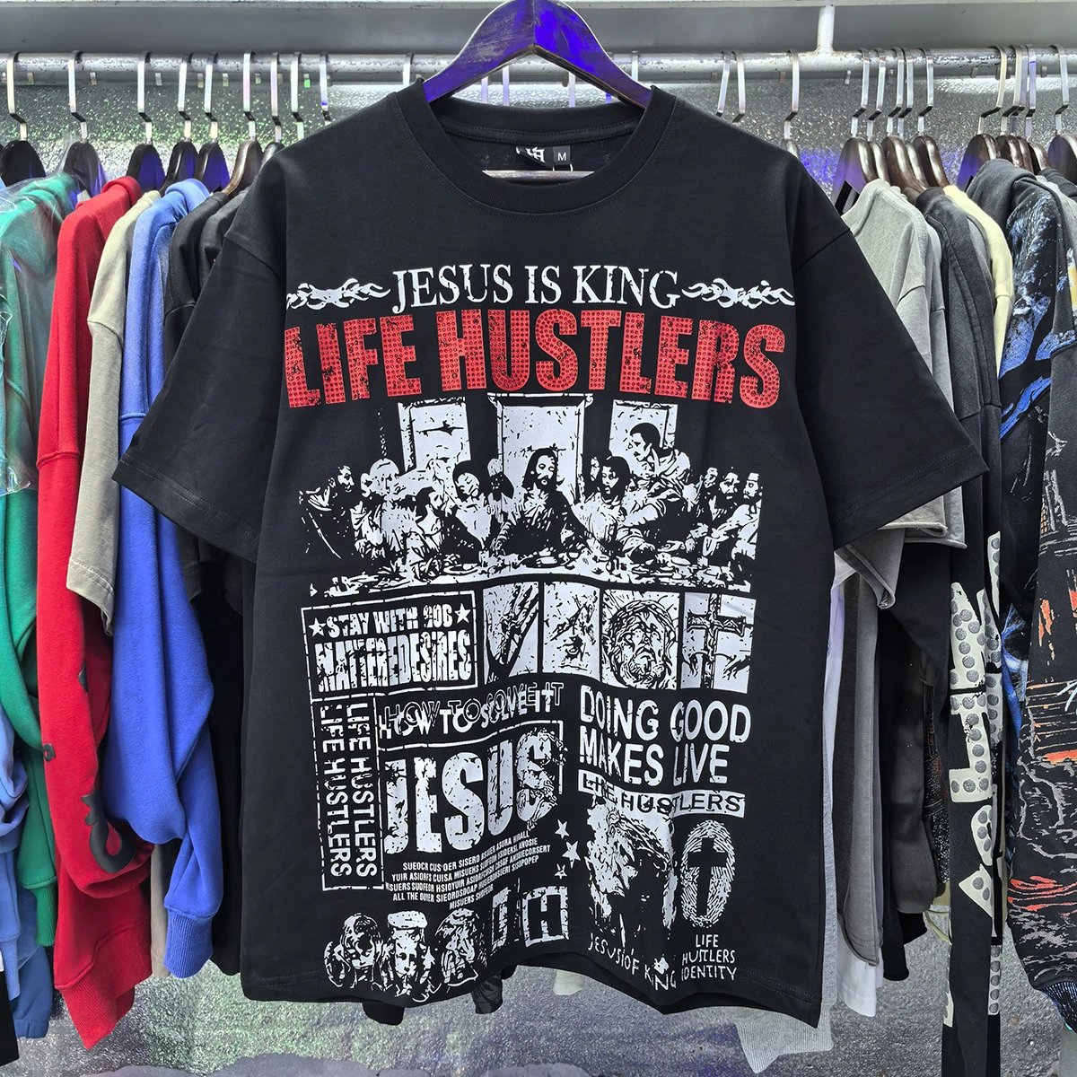 Design Life Hustlers Jesus Is King Graphic T-Shirt Black T-Shirts - 44