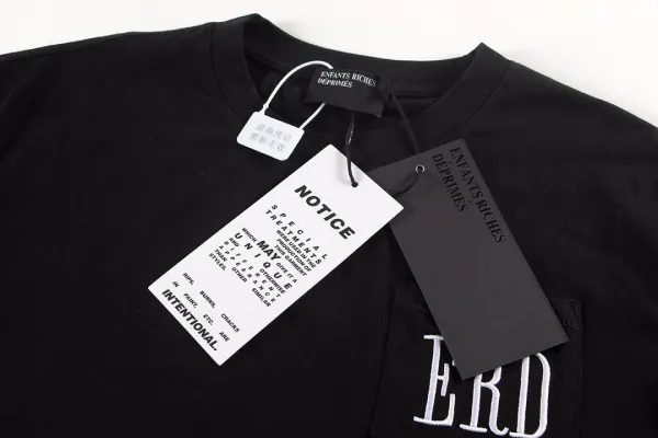Design E.R.D Graphic Print T-Shirt Black - 32