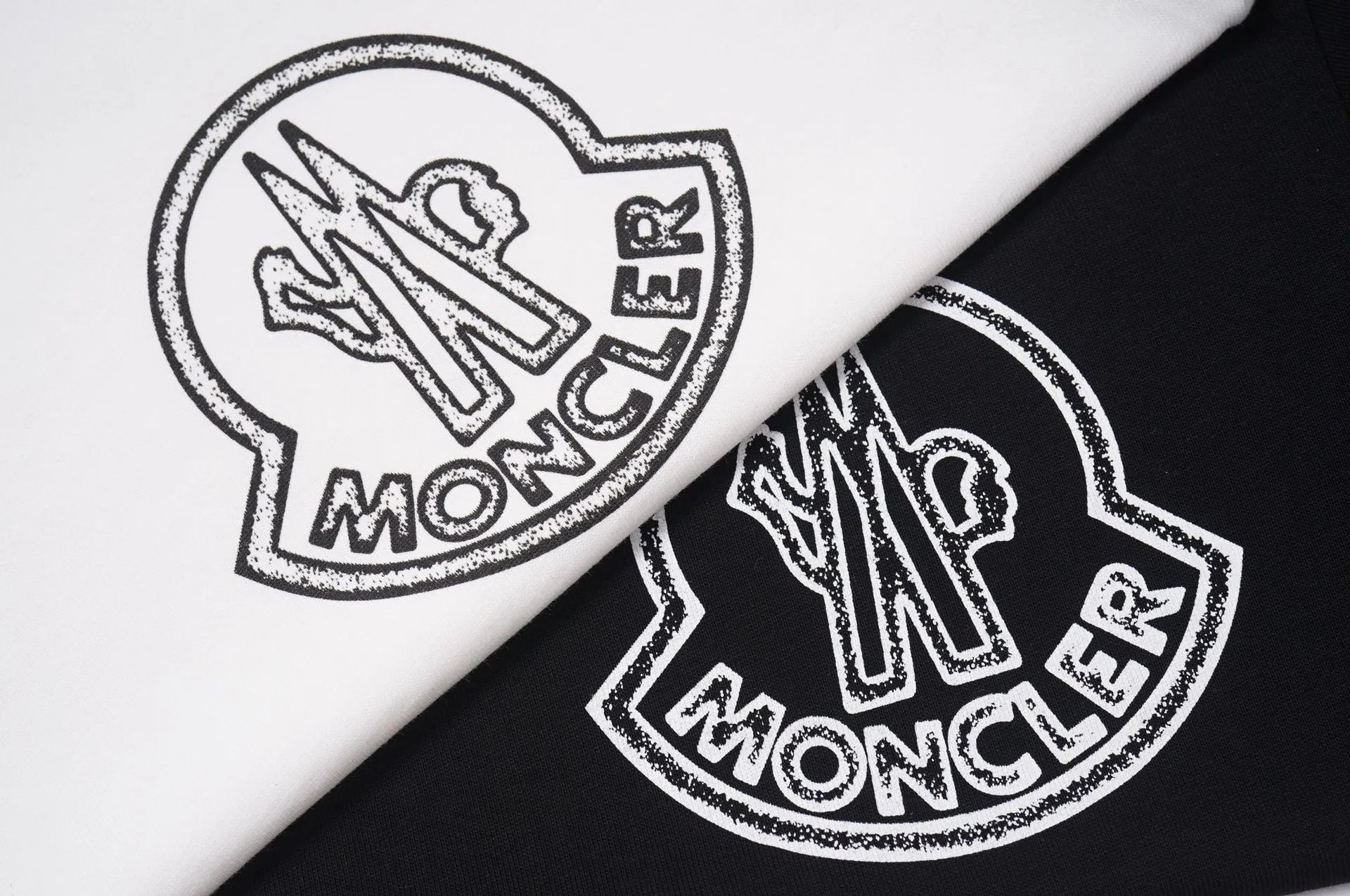 Moncler Logo Print White T-Shirt - 13