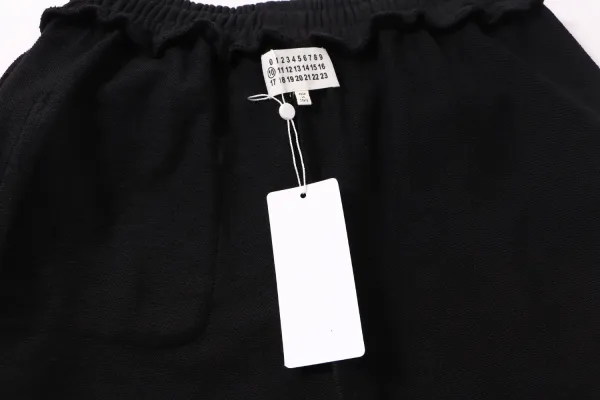 Maison Margiela Numbered Logo Shorts Black - 19