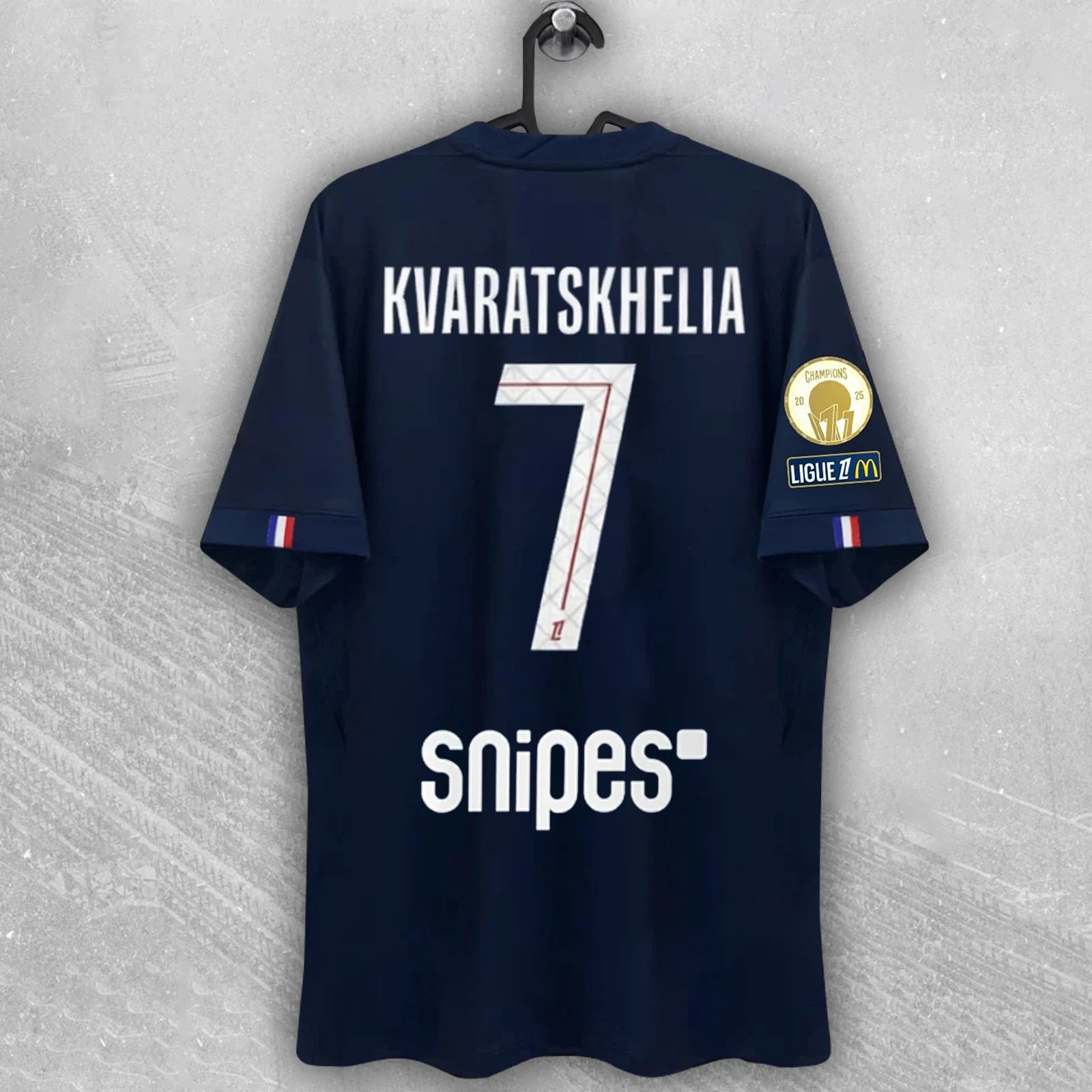 2526 Paris Saint Germain home Ligue 1 # 7