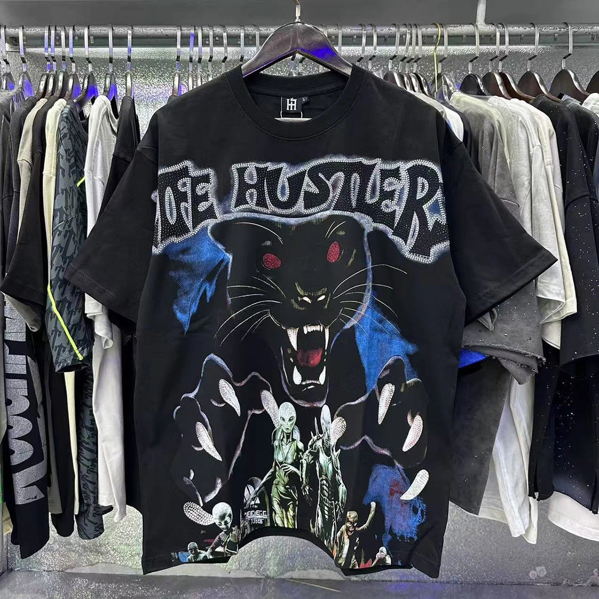 Design Life Hustlers Jesus Is King Graphic T-Shirt Black T-Shirts - 15