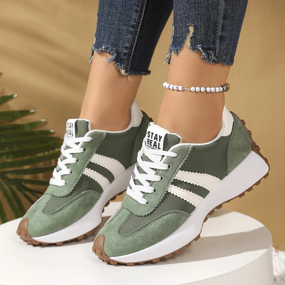 Sports Shoes