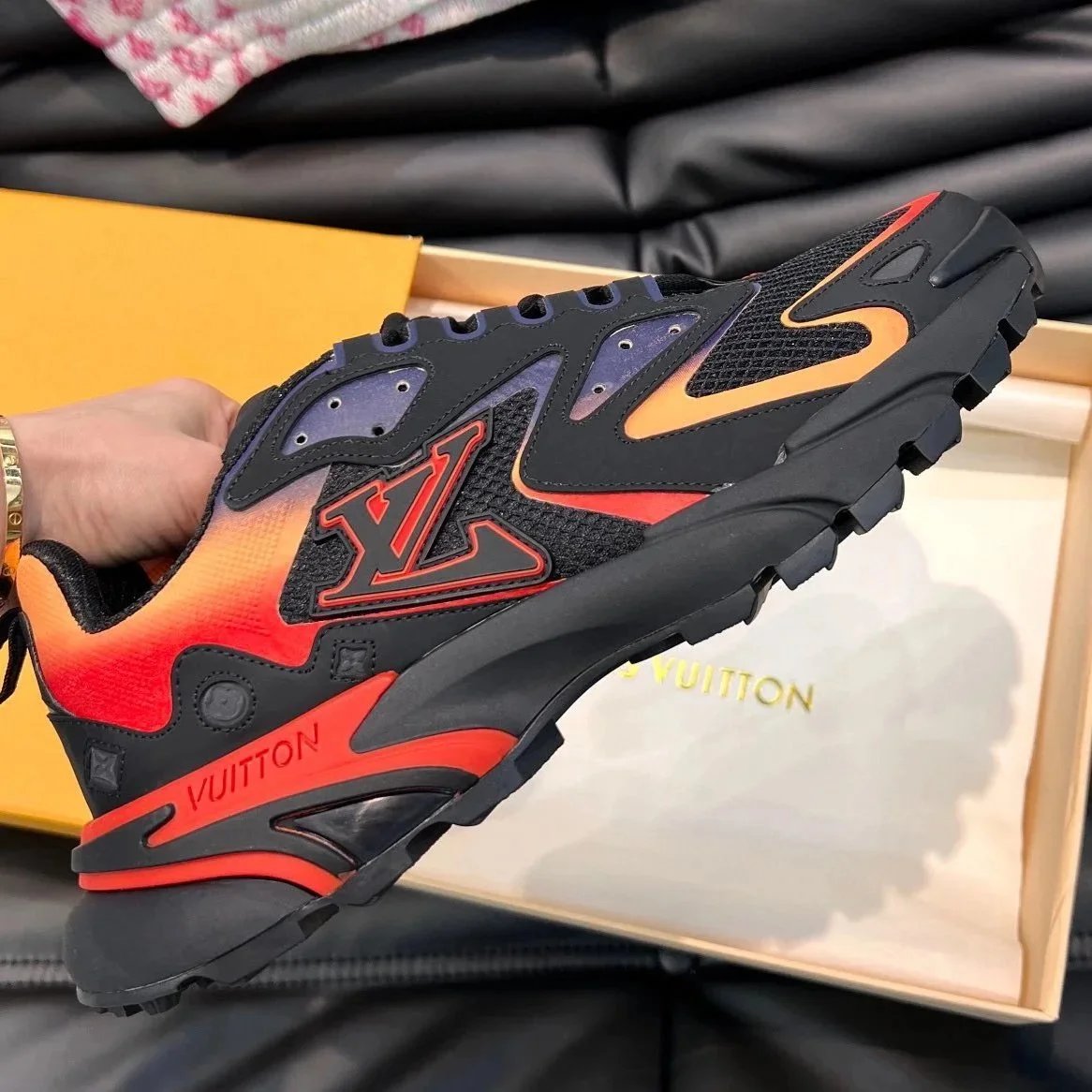 black red