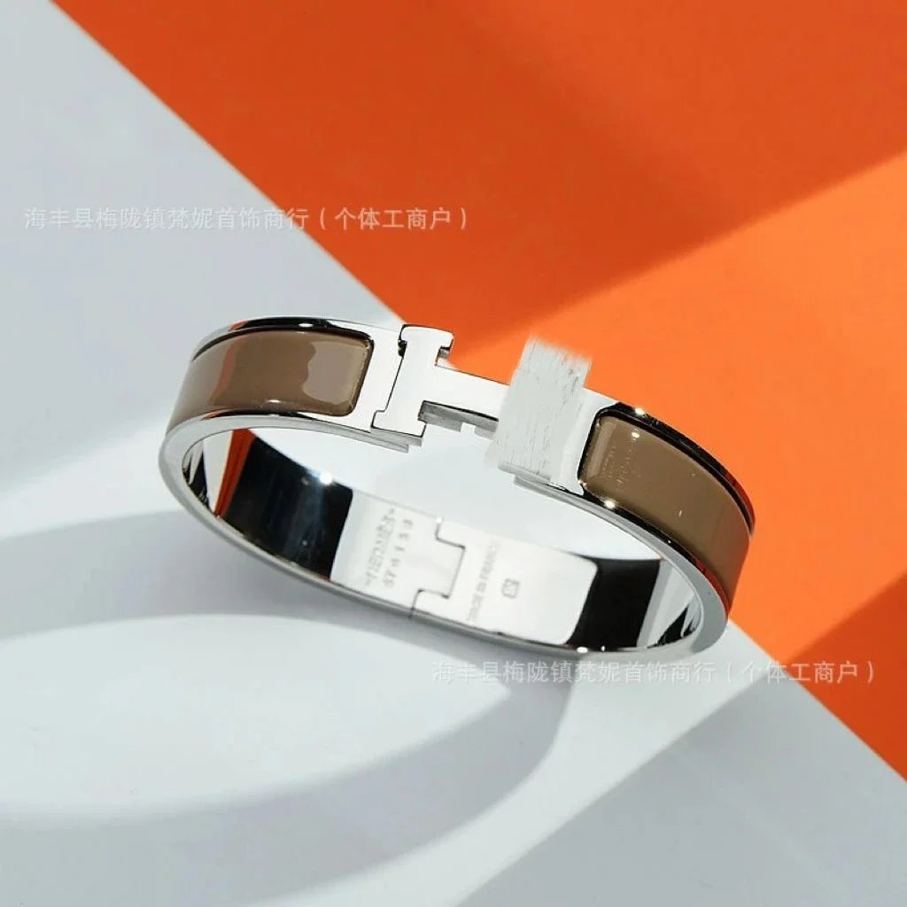 Hermès Jewelry H-Link Enamel Bangle Bracelet — Platinum Elephant Grey H Bracelet With Packing