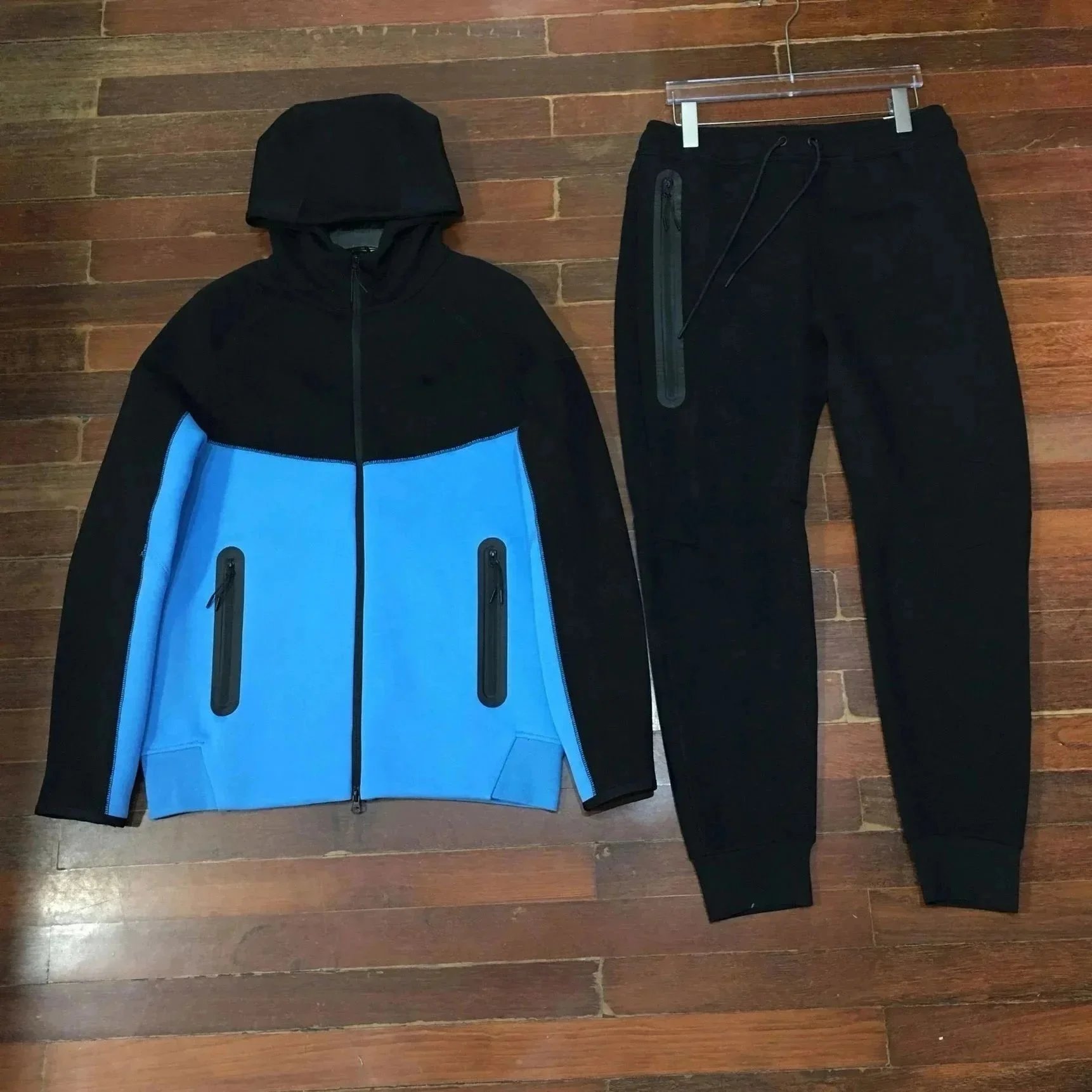 Black and blue double-sided zipper set