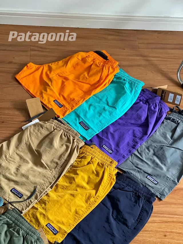 Patagonia Shorts Baggies with Elastic Waist and Rear Pocket product detail image 3